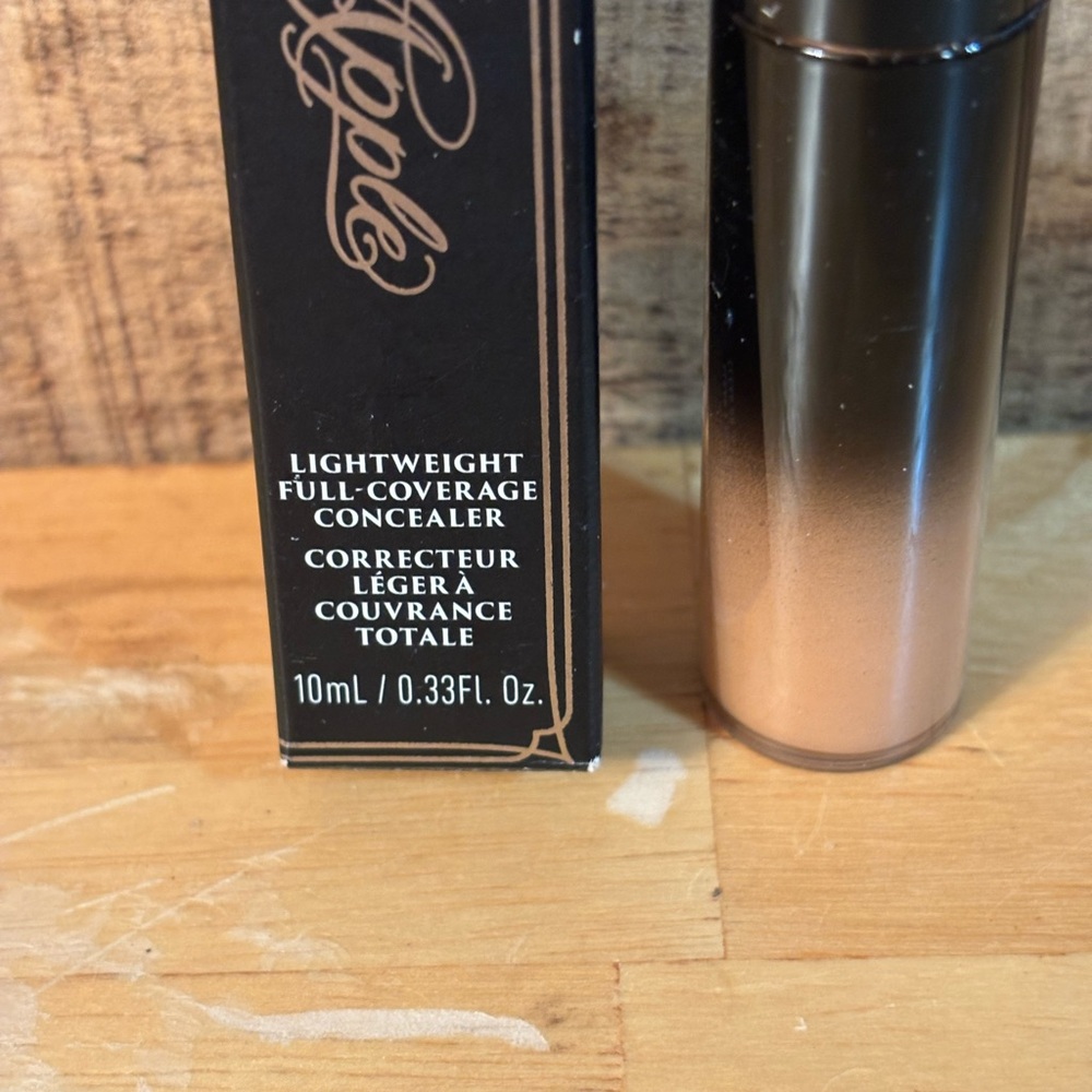 Kat Von D Good Apple Lightweight Concealer - Picture 3 of 4